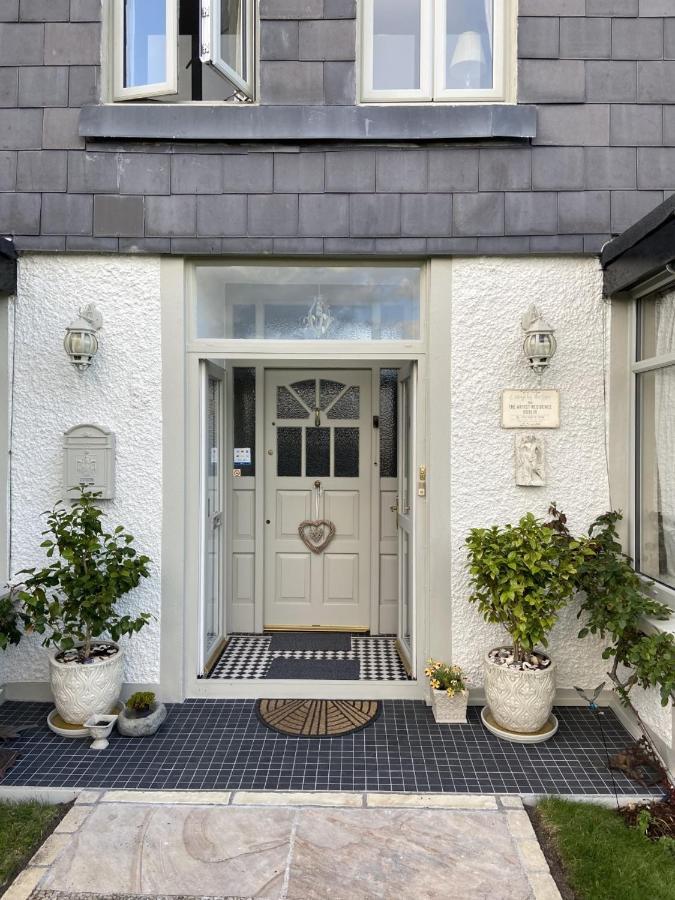 The Artist Residence Dublin Boutique B&B Саттон Экстерьер фото