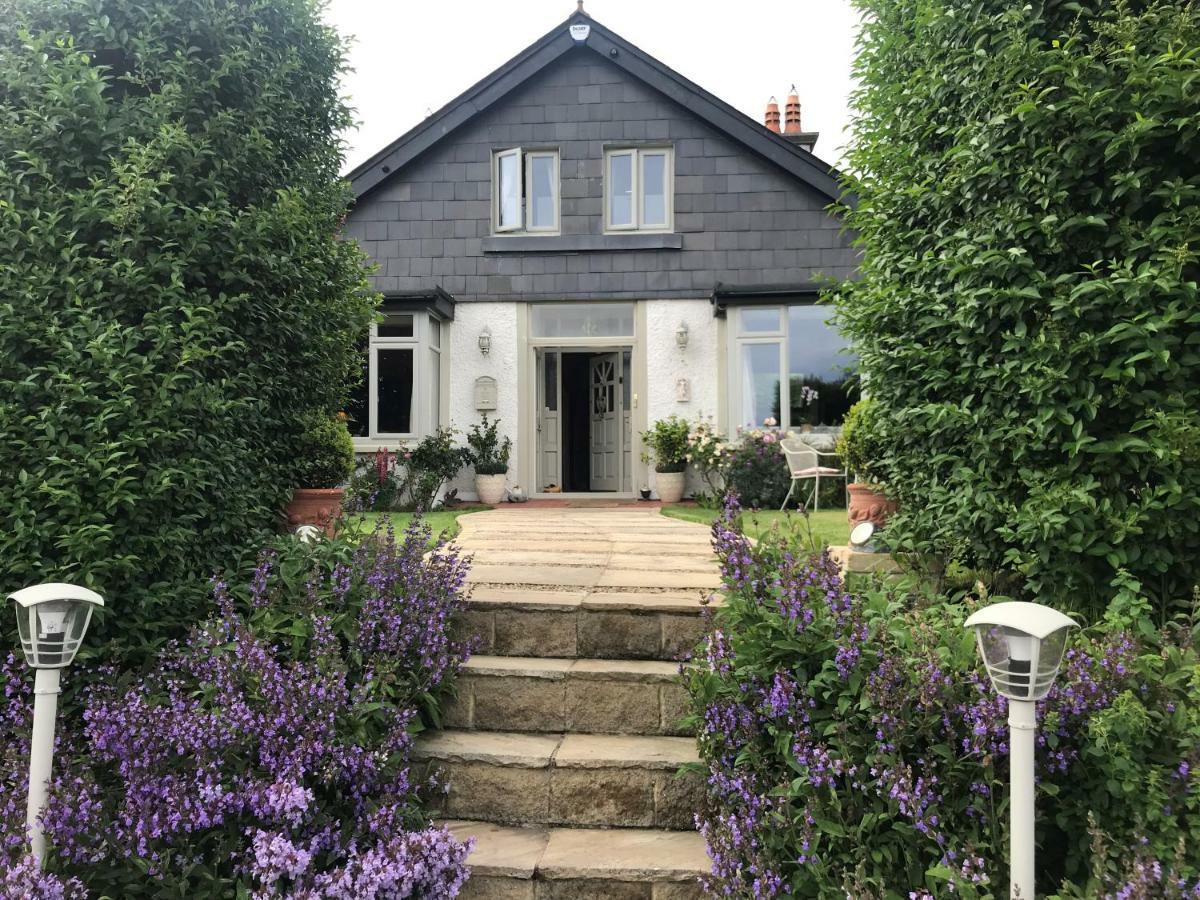 The Artist Residence Dublin Boutique B&B Саттон Экстерьер фото